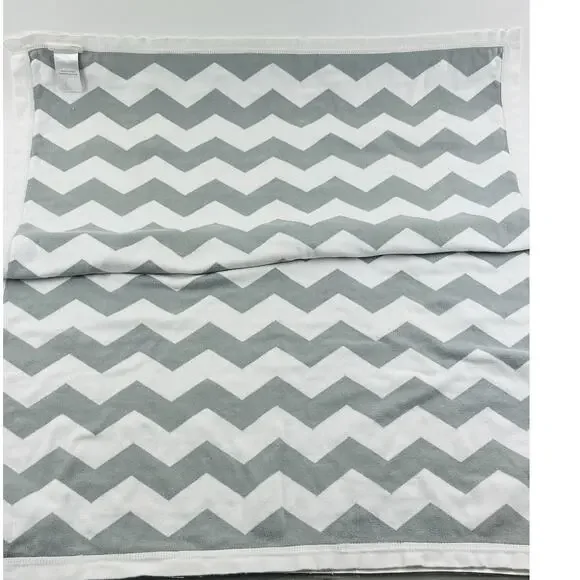 Pottery Barn Kids Gray White Chevron Zig Zag Baby Blanket Cotton Knit Grey 30x40 - Picture 4 of 12